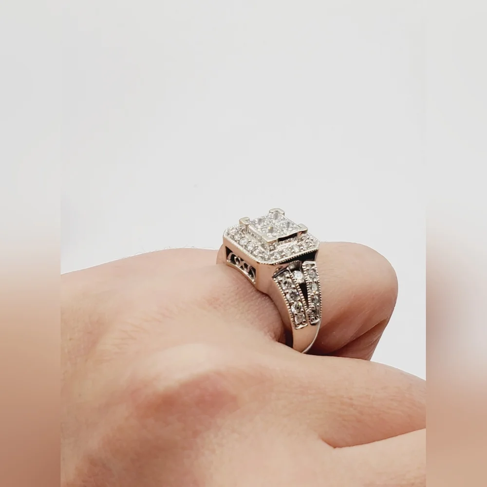 14k Solid White Gold Genuine Princess & Round Diamond Cluster Statement Ring